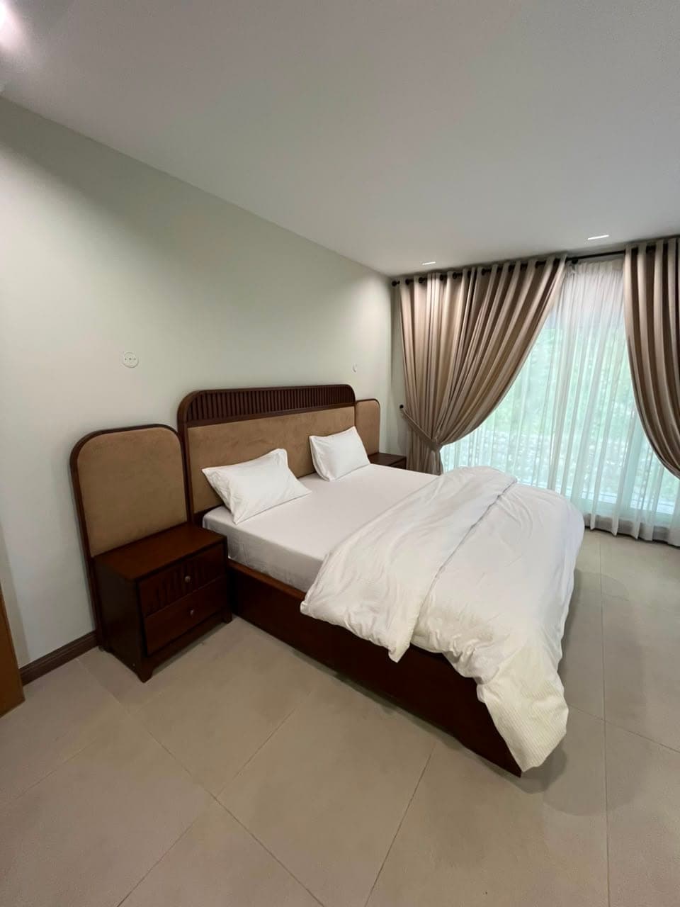 3 Bedroom Apartment gallery 4