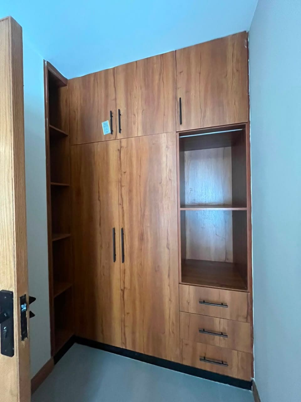 2 Bedroom Apartment gallery 10